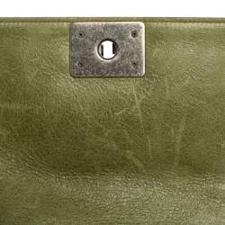 Pre Owned حقيبة شانيل تشيسترفيلد بادينغ بوي جلد نوبوك مبطن بني بقلاب صغيرة 