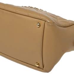 مملوكة مسبقًا Chanel Beige Quilted Caviar Leather Petite Timeless Shopper Tote