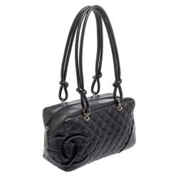 مملوكة مسبقًا حقيبة شانيل باولر كامبون لين جلد سوداء مبطنة