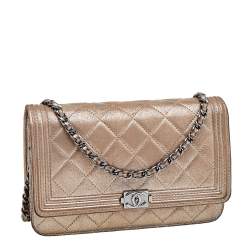 Pre Owned محفظة شانيل بوي جلد مبطن أخضر موس بسلسلة