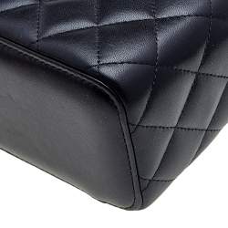 Pre Owned Chanel Black Quilted Leather Small Vanity Case Bag