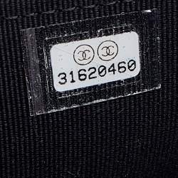 Pre Owned Chanel Black Quilted Leather Small Vanity Case Bag