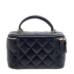 Pre Owned Chanel Black Quilted Leather Small Vanity Case Bag