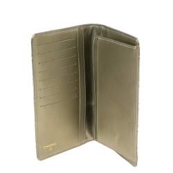 Pre Owned Chanel Pale Gold Quilted Leather L Yen Wallet
