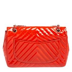 مملوكة مسبقًا Chanel Orange Chevron Patent Leather Jumbo Classic Single Flap Bag