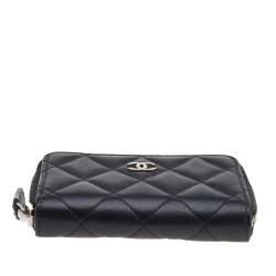 Pre Owned Chanel Black Quilted Leather Zipped Coin Purse