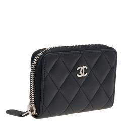 Pre Owned Chanel Black Quilted Leather Zipped Coin Purse