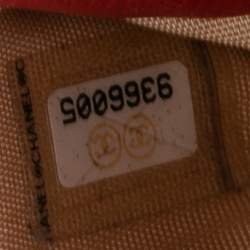 Pre Owned حافظة بطاقات شانيل جلد كافيار مبطن بني مزينة شعار الماركة سي سي 