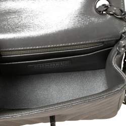 مملوكة مسبقًا Chanel Grey Shimmer Chevron Suede Mini CC Square Flap Bag