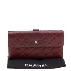 مملوكة مسبقًا محفظة شانيل فرينش جلد كافيار مبطن أحمر داكن بقلاب طويلة 