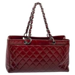 Pre Owned Chanel Burgundy Ombré Quilted Patent Leather 2.55 Reissue Bag