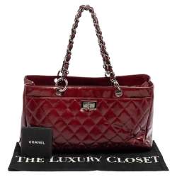 Pre Owned Chanel Burgundy Ombré Quilted Patent Leather 2.55 Reissue Bag