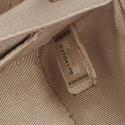 Pre Owned Chanel White Quilted Leather Mini Label Click Tote