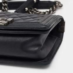 Pre Owned حقيبة شانيل بوي جلد مبطن أسود بقلاب