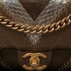مملوكة مسبقًا Chanel Gold/Metallic Chevron Leather and Python Patchwork CC Flap Bag
