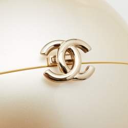 مملوكة مسبقًا Chanel Pearl Plexiglass Round Shape Minaudiere Evening Bag