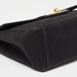 مملوكة مسبقًا Chanel Black Quilted Fabric Vintage Maxi Classic Single Flap Bag