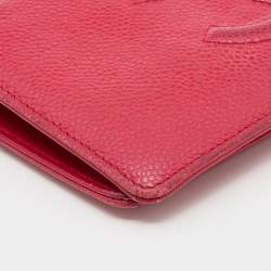 Pre Owned محفظة شانيل سي سي جلد كافيار أحمر ثنائية الطي طويلة 