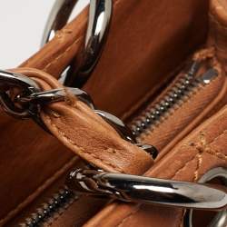 مملوكة مسبقًا حقيبة يد توتس شانيل غراند شوبر جلد مبطن بني فاتح