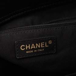 Pre Owned حقيبة يد توتس شانيل جلد كافيار أسود