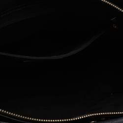 Pre Owned حقيبة �يد توتس شانيل جلد كافيار أسود