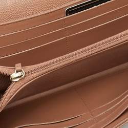 مملوكة مسبقًا Chanel Beige Caviar Chevron Quilted Leather Boy Flap Wallet