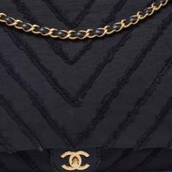 مملوكة مسبقًا Chanel Black Chevron Canvas XXL Patchwork Flap Bag