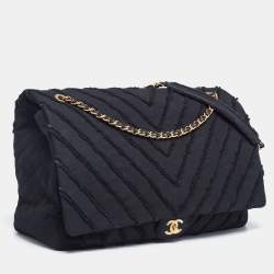 مملوكة مسبقًا Chanel Black Chevron Canvas XXL Patchwork Flap Bag