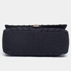 مملوكة مسبقًا Chanel Black Chevron Canvas XXL Patchwork Flap Bag