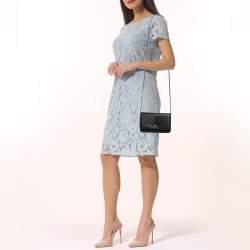 مملوكة مسبقًا Chanel Black Chevron Leather Reissue 2.55 Wallet On Chain