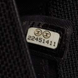 مملوكة مسبقًا Chanel Tricolor Quilted Fabric Small Boy Flap Bag