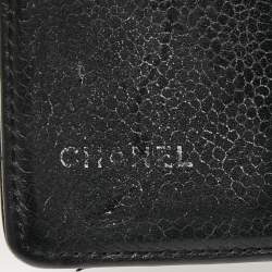 مملوكة مسبقًا Chanel Black Quilted Leather Bifold Wallet