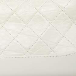 Pre Owned Chanel Off White Quilted Leather Gabrielle Hobo