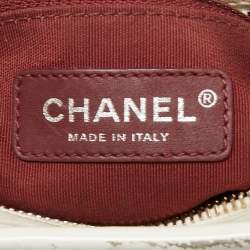 Pre Owned Chanel Off White Quilted Leather Gabrielle Hobo