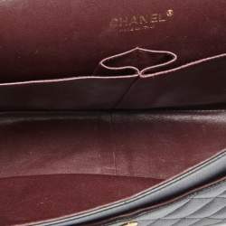 مملوكة مسبقًا Chanel Black Quilted Caviar Leather Jumbo Classic Double Flap Bag