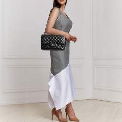 مملوكة مسبقًا Chanel Black Quilted Caviar Leather Jumbo Classic Double Flap Bag