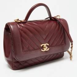 Pre Owned Chanel Red Chevron Leather Classic Top Handle Bag