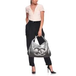 Pre Owned Chanel Ombre Silver Perforated Leather Hollywood CC Hobo