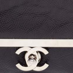 Pre Owned Chanel Black Textured Patent Leather CC Frame Pochette