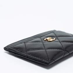 مملوكة مسبقًا Chanel Black Quilted Lambskin Leather Classic Card Holder