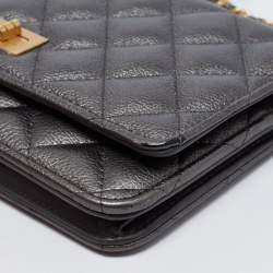 مملوكة مسبقًا محفظة بسلسلة شانيل ريإيشو 2.55 جلد مبطن رصاصية ميتالك