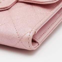 مملوكة مسبقًا Chanel Iridescent Pink Quilted Caviar Leather Classic Trifold Flap Wallet