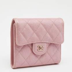 مملوكة مسبقًا Chanel Iridescent Pink Quilted Caviar Leather Classic Trifold Flap Wallet
