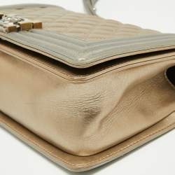 Pre Owned حقيبة شانيل بوي جلد مبطن فضي/ذهبي ميتاليك بقلاب متوسطة