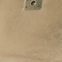 Pre Owned حقيبة شانيل بوي جلد مبطن فضي/ذهبي ميتاليك بقلاب متوسطة