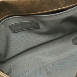 Pre Owned حقيبة شانيل بوي جلد مبطن فضي/ذهبي ميتاليك بقلاب متوسطة