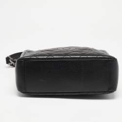 Pre Owned حقيبة يد شانيل شوبر بيتيت جلد كافايار مبطن سوداء 