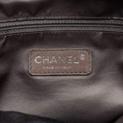 Pre Owned حقيبة شانيل جلد مثقب بطيات أسود بسلسلة