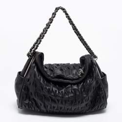 Pre Owned حقيبة شانيل جلد مثقب بطيات أسود بسلسلة