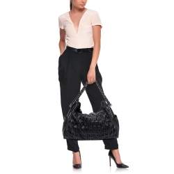 Pre Owned حقيبة شانيل جلد مثقب بطيات أسود بسلسلة